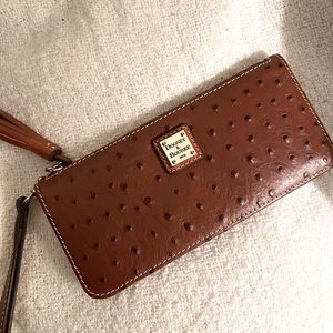 Dooney & Bourke leather wristlet